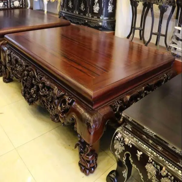 So sánh gỗ gụ và gỗ cẩm lai: Đâu là lựa chọn cho không gian sống của bạn?