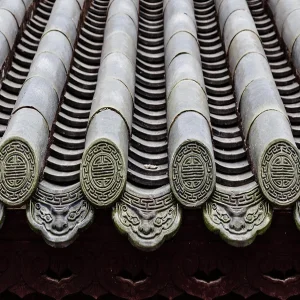 Ngói âm dương là gì? Phân loại, cách lợp và Giá Ngói âm dương 2026