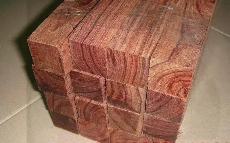 Giá gỗ nhóm 1