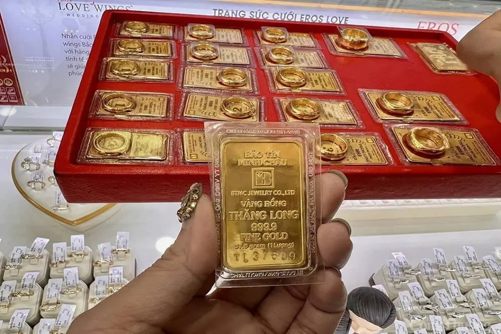 Quan điểm trái chiều