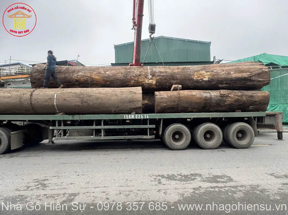 Gỗ là vật liệu chính