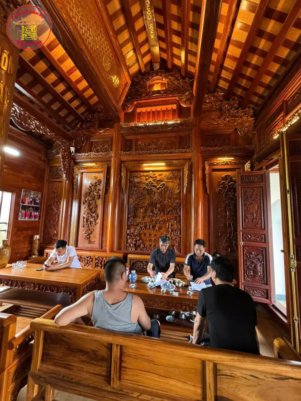 ky-hop-dong-xay-dung-can-nha-go-4-vi-3-gian-go-lim-xanh-tai-xuan-truong-nam-dinh-4