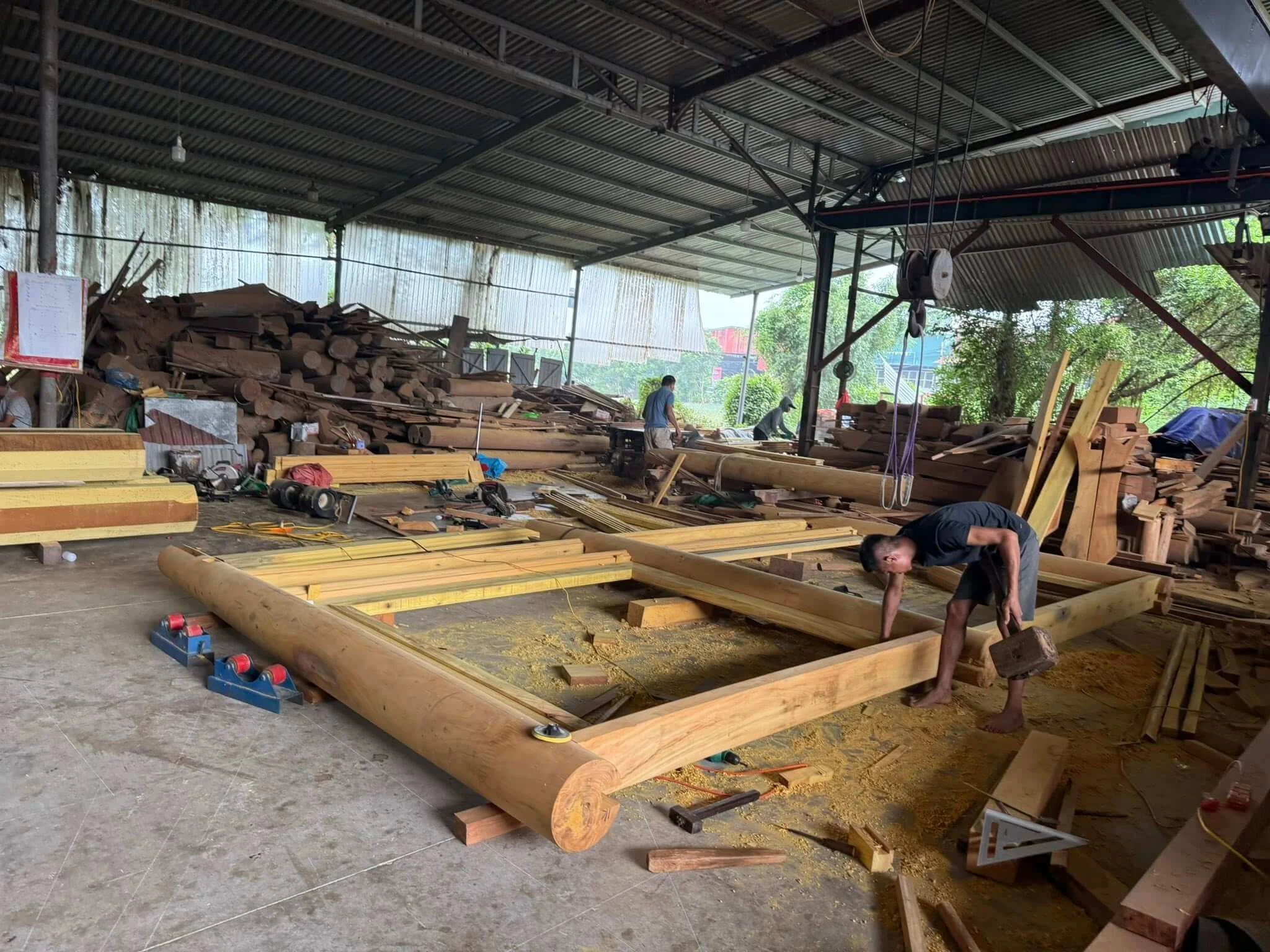 Nên chọn gỗ gì để làm nhà?