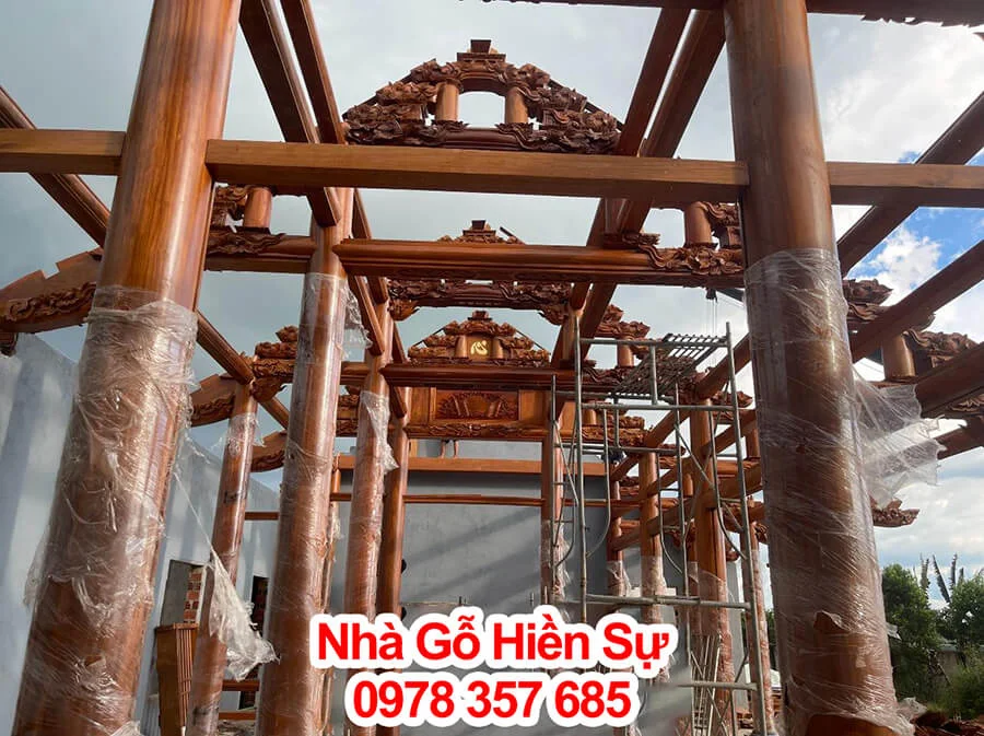 qua-trinh-lap-dung-nha-go-6-vi-5-gian-go-lim-xanh-nam-phi-tai-kon-tum-20